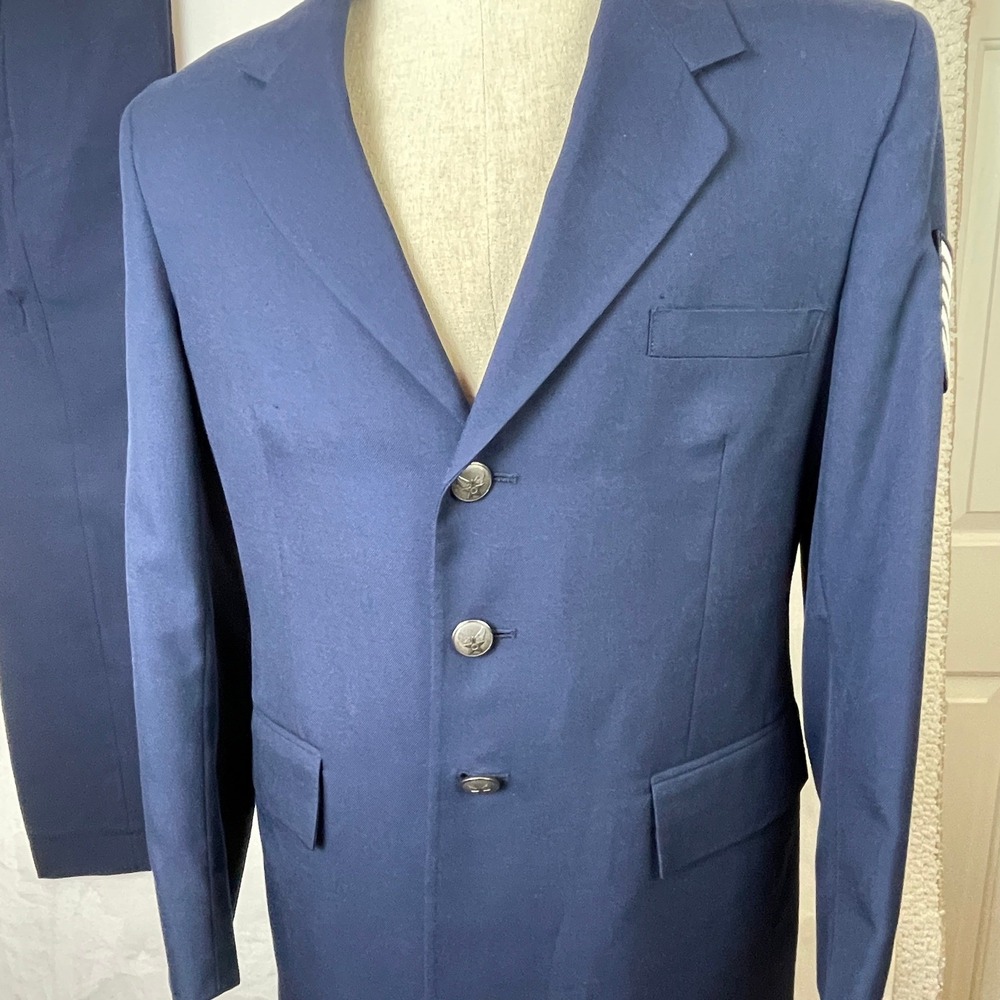 US Air Force Blue Dress Coat Uniform Suit Men's Jacket 40R, Pants 34R 3 Button - Picture 9 of 16